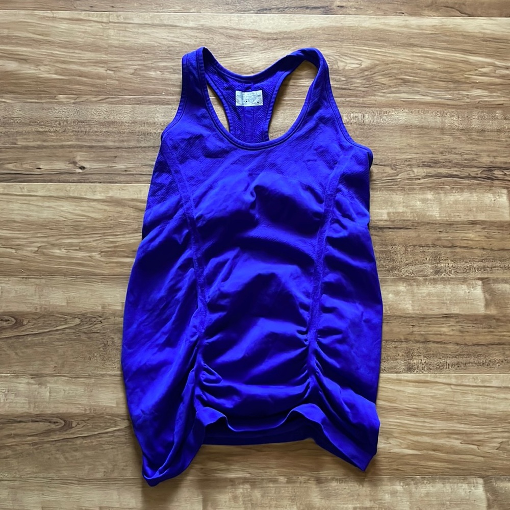 Athleta tank size medium.